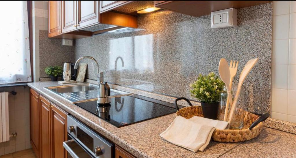 Como Diamond Apartment Lipomo Luaran gambar