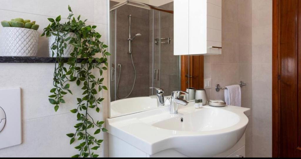 Como Diamond Apartment Lipomo Luaran gambar